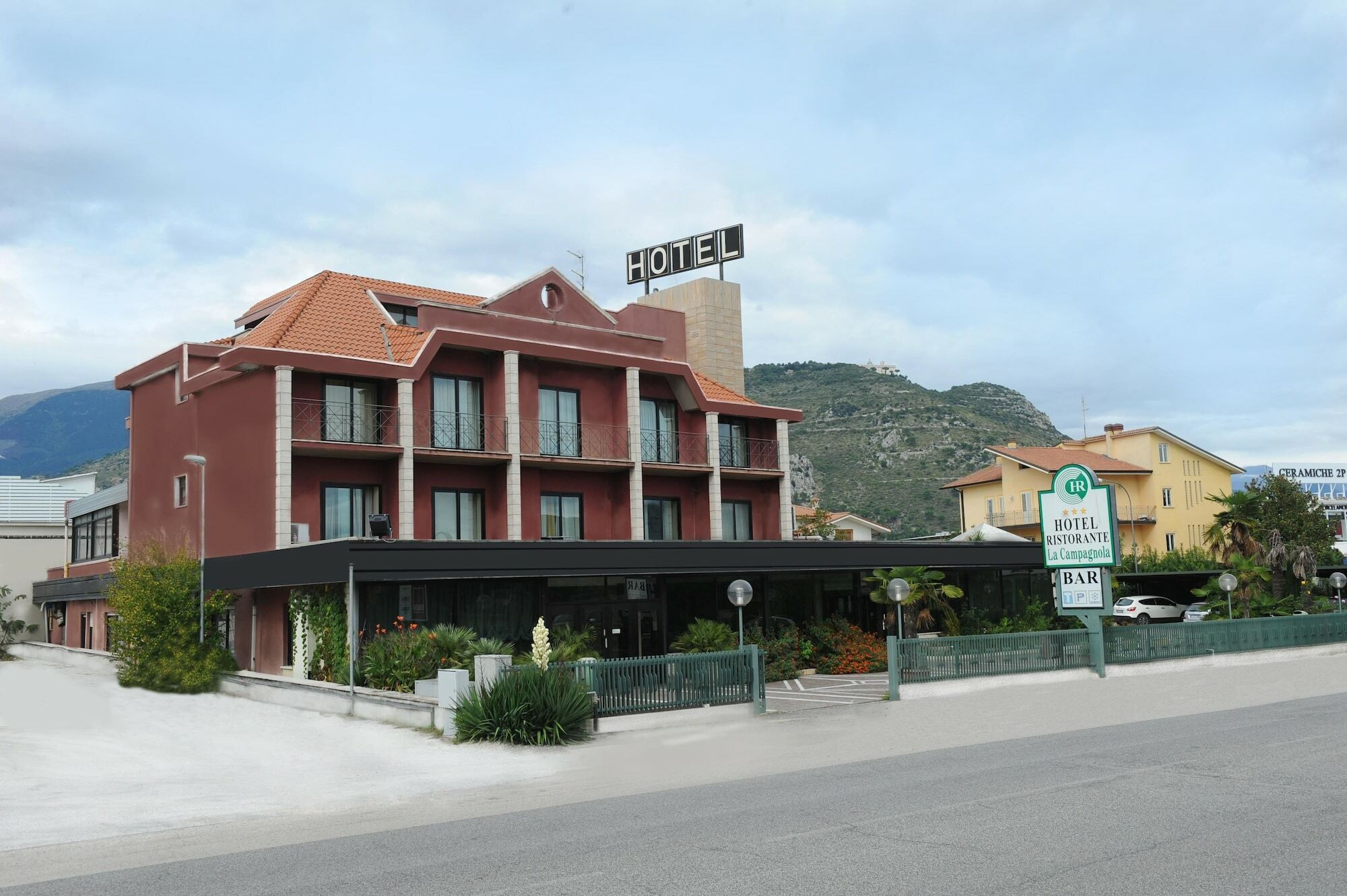 Hotel Ristorante La Campagnola Cassino Exterior foto